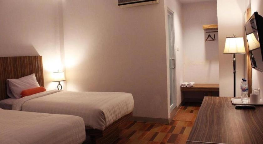 Satria Wisata Hotel Parepare מראה חיצוני תמונה