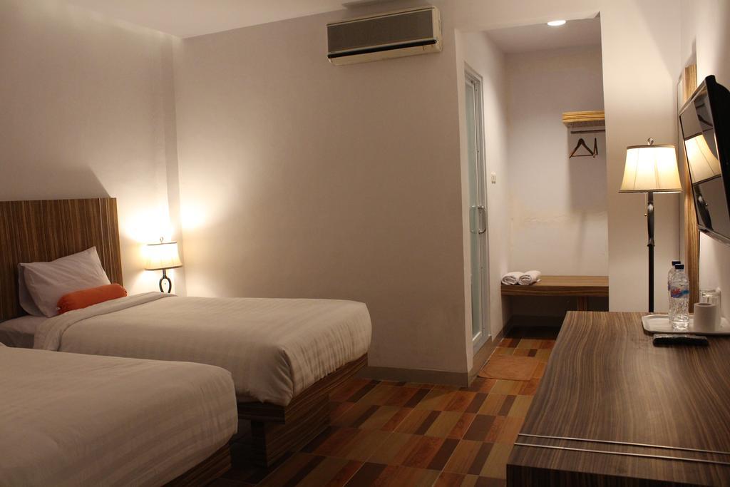 Satria Wisata Hotel Parepare מראה חיצוני תמונה